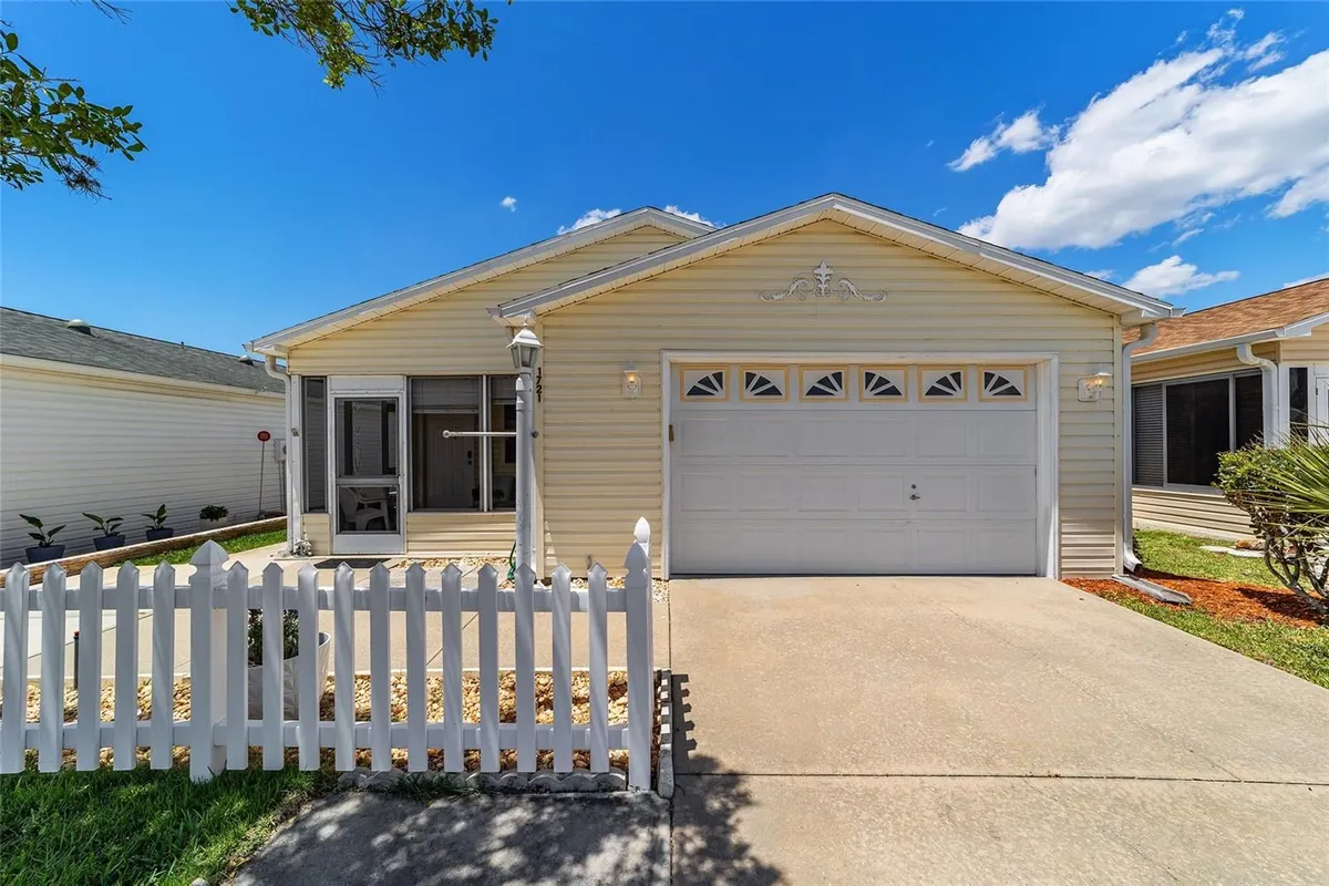Property Slideshow image 1 of 28 | 1721 sonora st, The Villages, FL, 32159