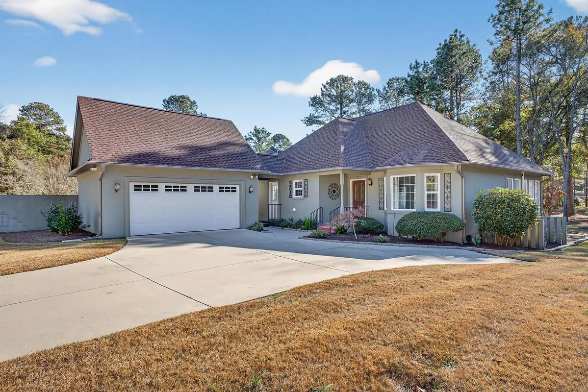 Property Slideshow image 1 of 41 | 156 sweet gum ln, Aiken, SC, 29803