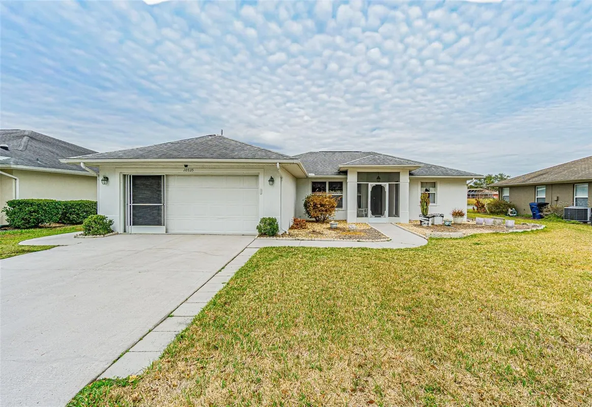 Property Slideshow image 1 of 35 | 10535 moshie ln, San Antonio, FL, 33576