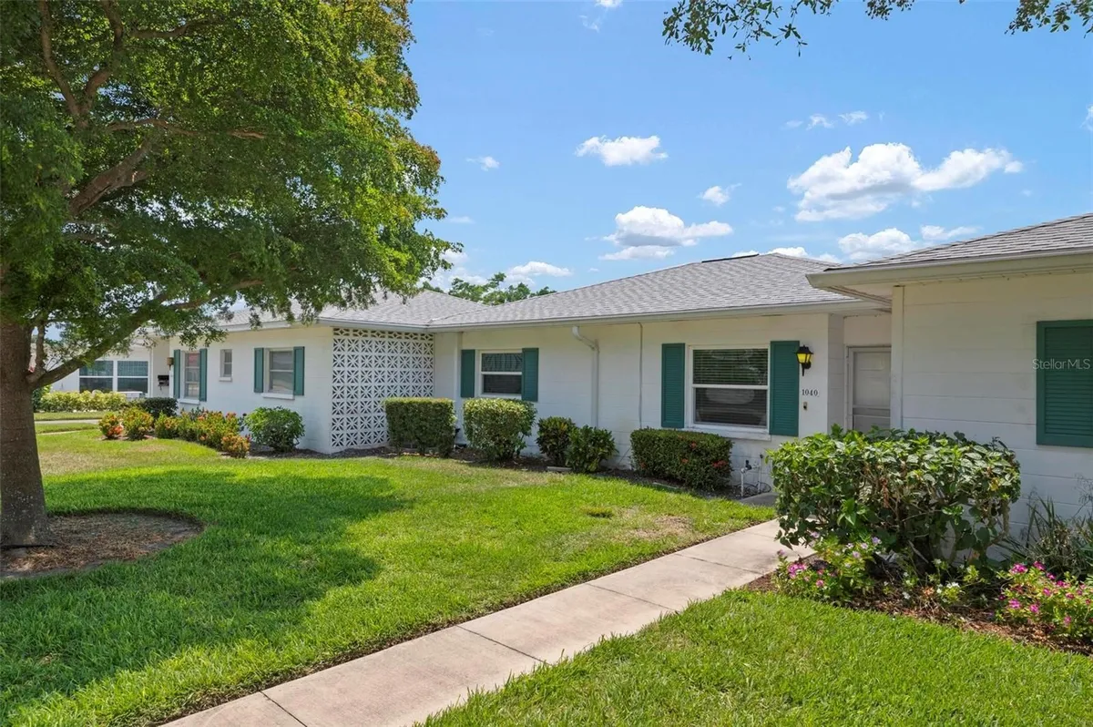 Property Slideshow image 1 of 24 | 1040 cockrill st, Venice, FL, 34285