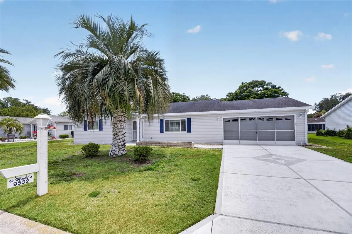Property Slideshow image 1 of 24 | 9532 se 173rd ln, Summerfield, FL, 34491