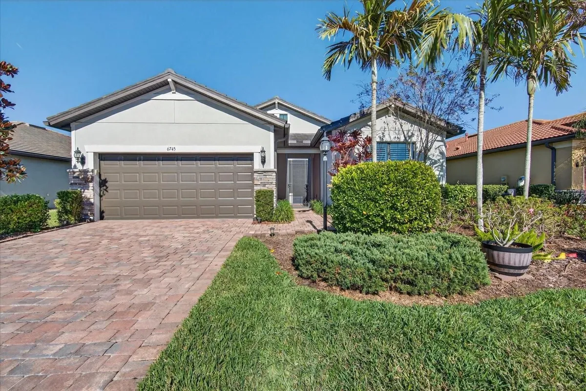 Property Slideshow image 1 of 95 | 6745 chester trl, Bradenton, FL, 34202