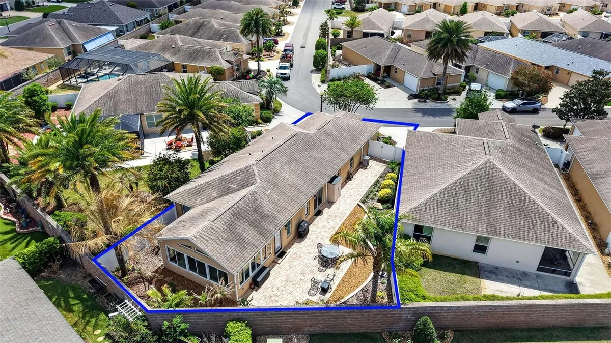 Property Slideshow image 1 of 50 | 1887 loadstar ave, The Villages, FL, 32162