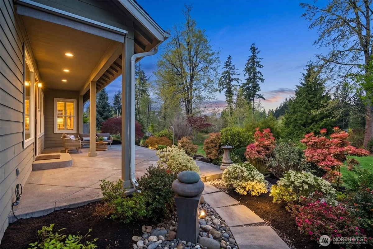 Property Slideshow image 1 of 40 | 12428 232nd ter, Redmond, WA, 98053