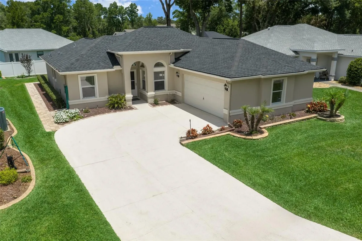 Property Slideshow image 1 of 23 | 10972 sw 69th cir, Ocala, FL, 34476