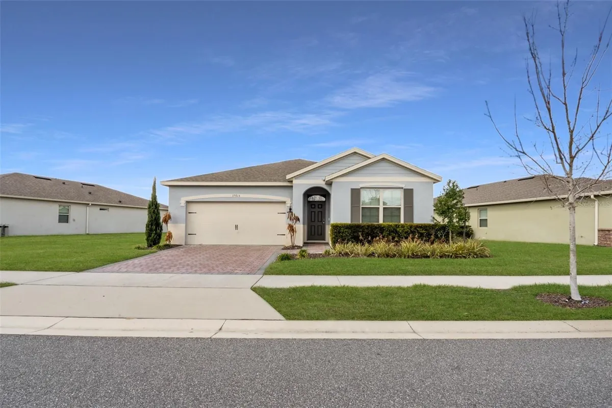 Property Slideshow image 1 of 40 | 17615 blazing star cir, Clermont, FL, 34714