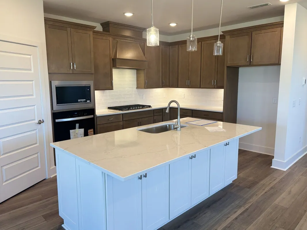 Property Slideshow image 1 of 33 | 905 bur oak rd, Lebanon, TN, 37090