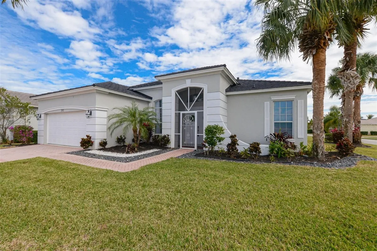 Property Slideshow image 1 of 39 | 293 sw lake forest way, Port Saint Lucie, FL, 34986