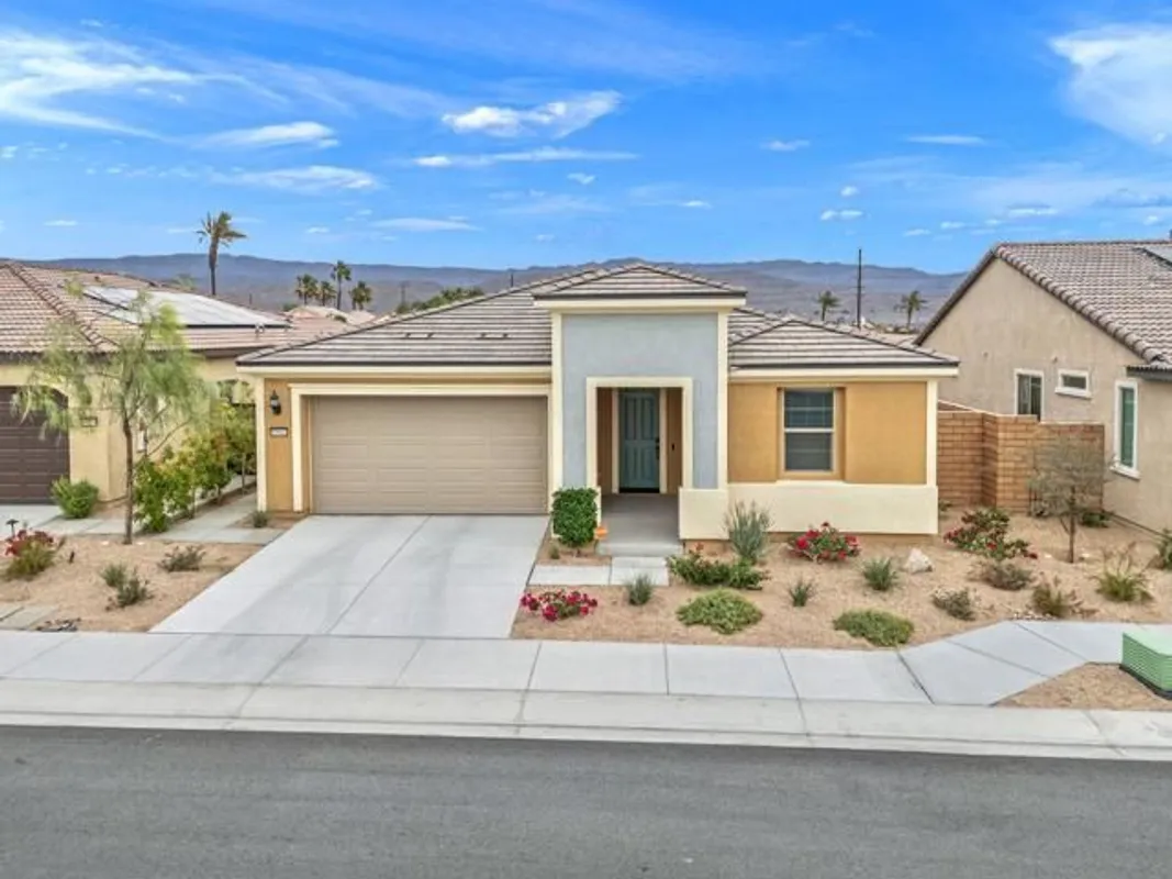 Property Slideshow image 1 of 39 | 39840 felicita pkwy, Palm Desert, CA, 92211