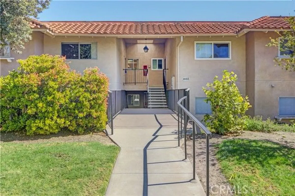Property Slideshow image 1 of 59 | 3033 via vis p, Laguna Woods, CA, 92637