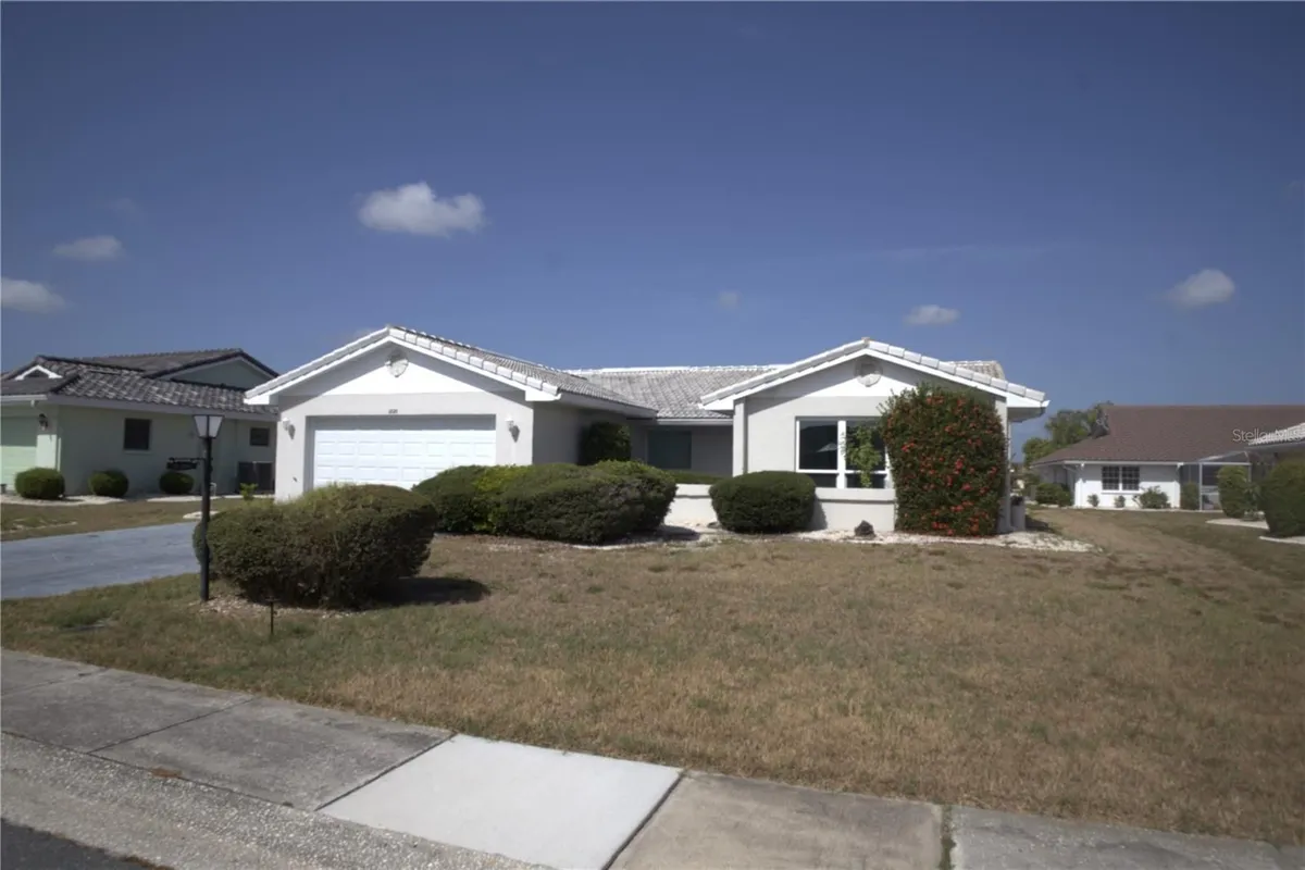 Property Slideshow image 1 of 1 | 1820 granville ln, Sun City Center, FL, 33573