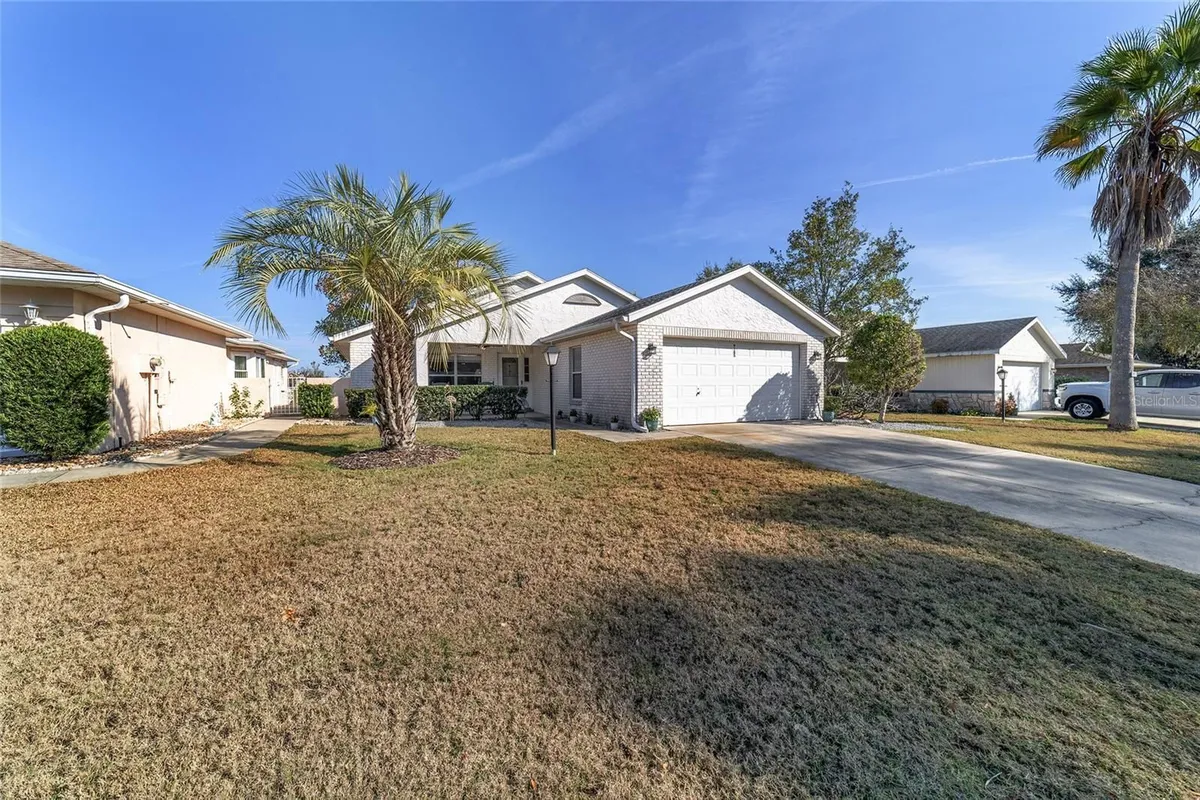 Property Slideshow image 1 of 77 | 9185 sw 90th st, Ocala, FL, 34481