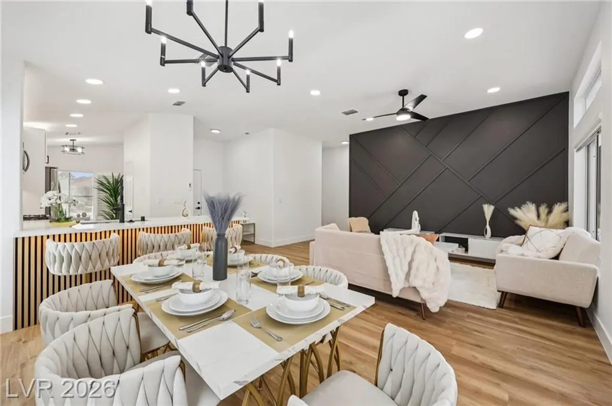 Property Slideshow image 1 of 39 | 466 edgefield ridge pl, Henderson, NV, 89012