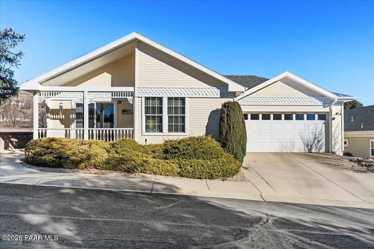 Property Slideshow image 1 of 36 | 1972 e regent, Prescott Valley, AZ, 86314