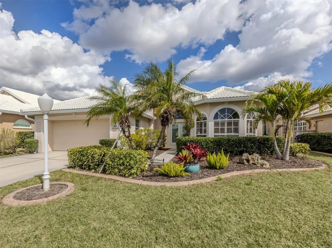 Property Slideshow image 1 of 79 | 338 saint george ct 11, Venice, FL, 34293