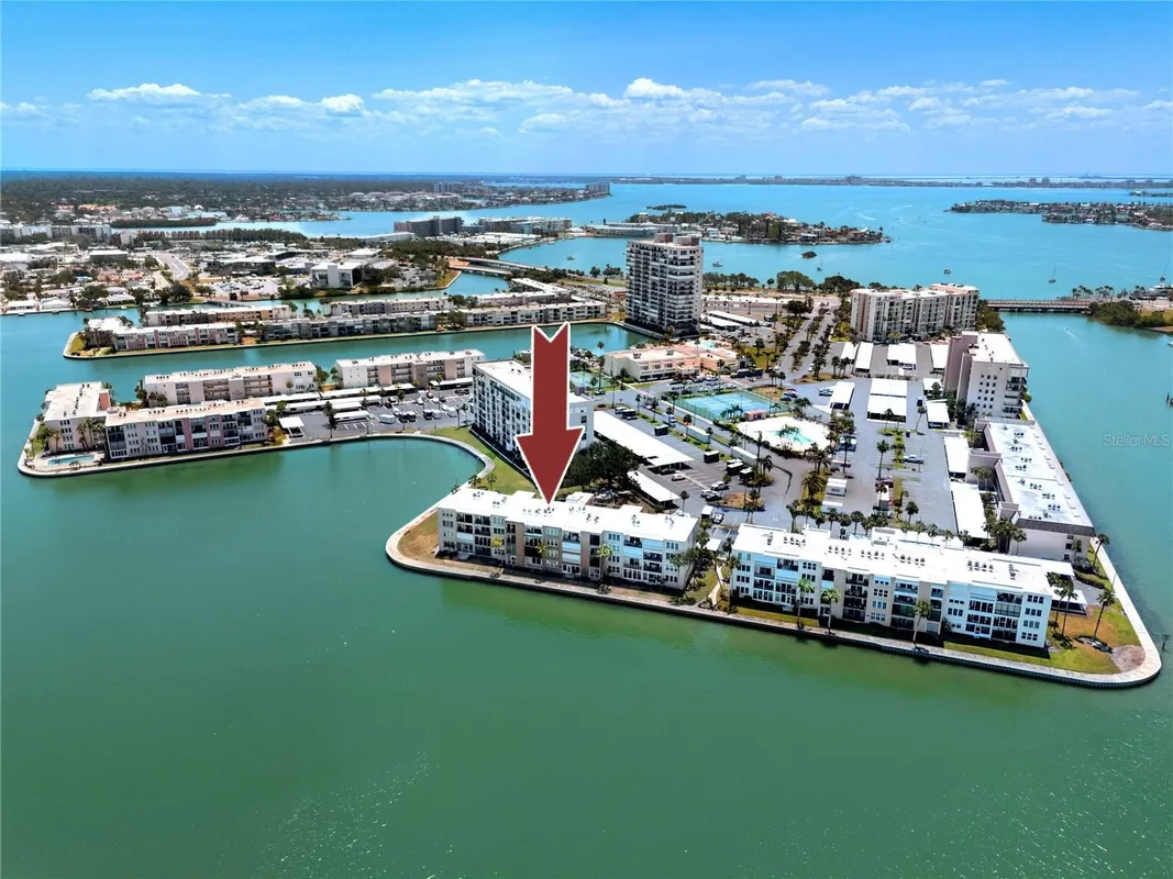 Property Slideshow image 1 of 21 | 7910 sun island dr 203, South Pasadena, FL, 33707