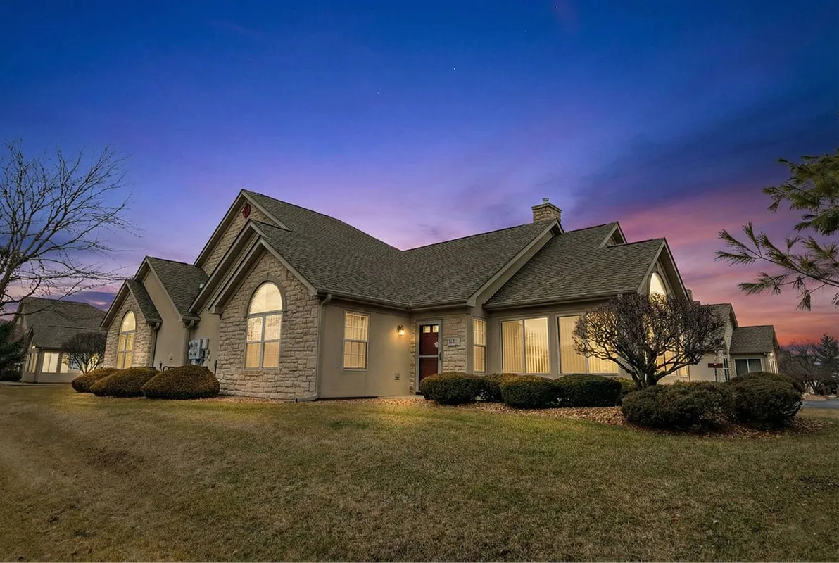 Property Slideshow image 1 of 42 | 18276 murphy cir, Tinley Park, IL, 60487