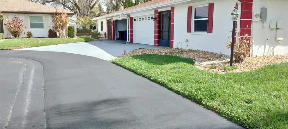 Property Slideshow image 1 of 31 | 1812 atrium dr, Sun City Center, FL, 33573