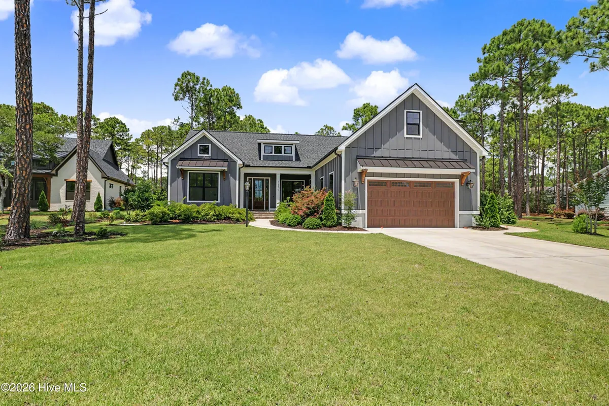 Property Slideshow image 1 of 65 | 3570 white spruce gln, Southport, NC, 28461