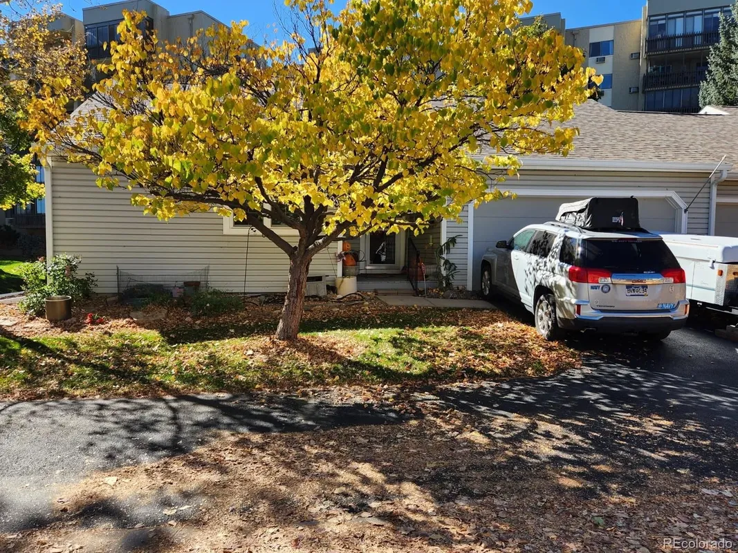 Property Slideshow image 1 of 1 | 14217 e marina dr, Aurora, CO, 80014