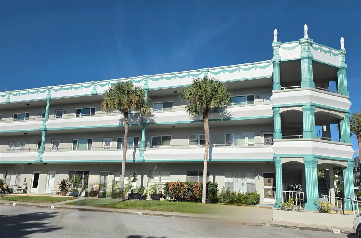 Property Slideshow image 1 of 6 | 2370 jamaican st 54, Clearwater, FL, 33763