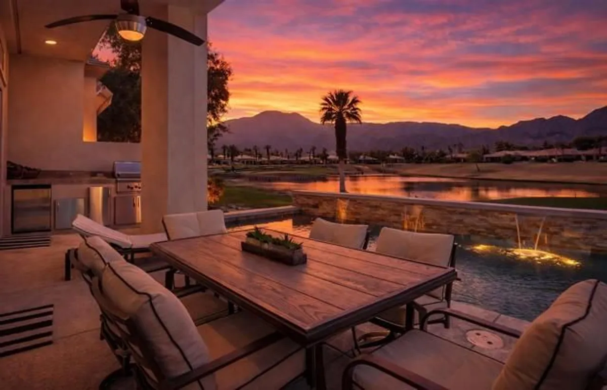 Property Slideshow image 1 of 62 | 55285 laurel vly, La Quinta, CA, 92253