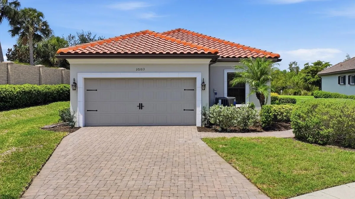 Property Slideshow image 1 of 65 | 10103 saint francis ter, Palmetto, FL, 34221