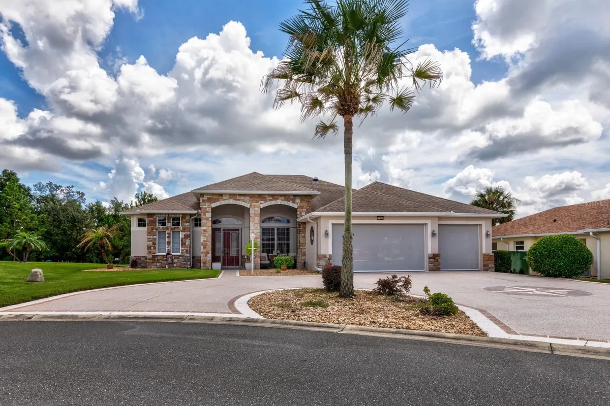 Property Slideshow image 1 of 57 | 27028 old english ct, Leesburg, FL, 34748
