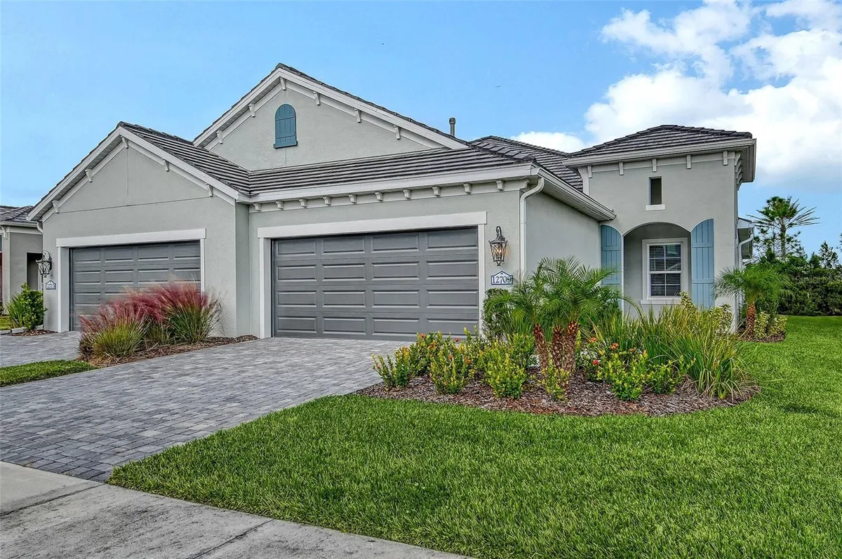 Property Slideshow image 1 of 35 | 12709 palatka dr, Venice, FL, 34293