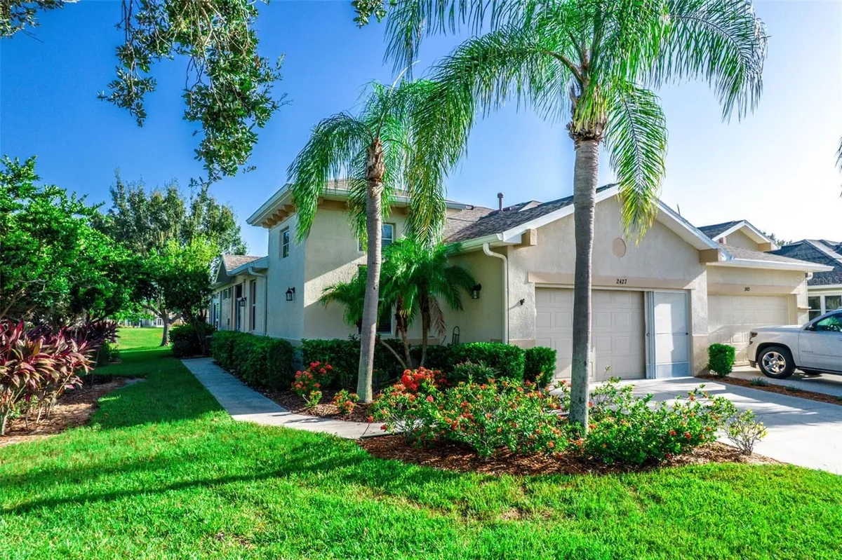 Property Slideshow image 1 of 39 | 2427 sifield greens way, Sun City Center, FL, 33573