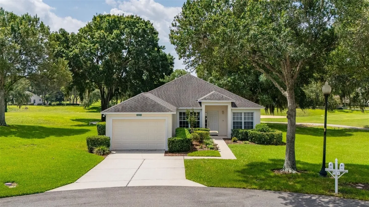 Property Slideshow image 1 of 35 | 3604 kingswood ct, Clermont, FL, 34711
