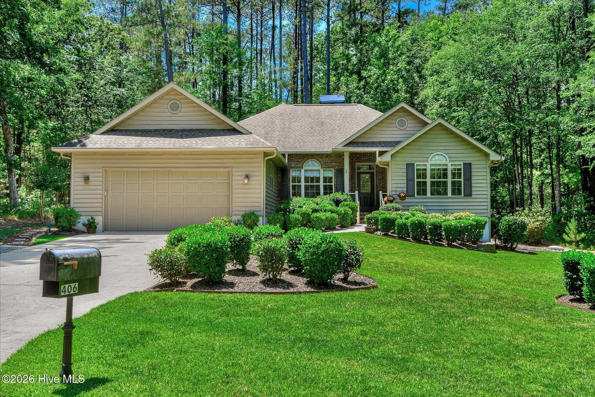 Property Slideshow image 1 of 6 | 406 charles pl, Mccormick, SC, 29835