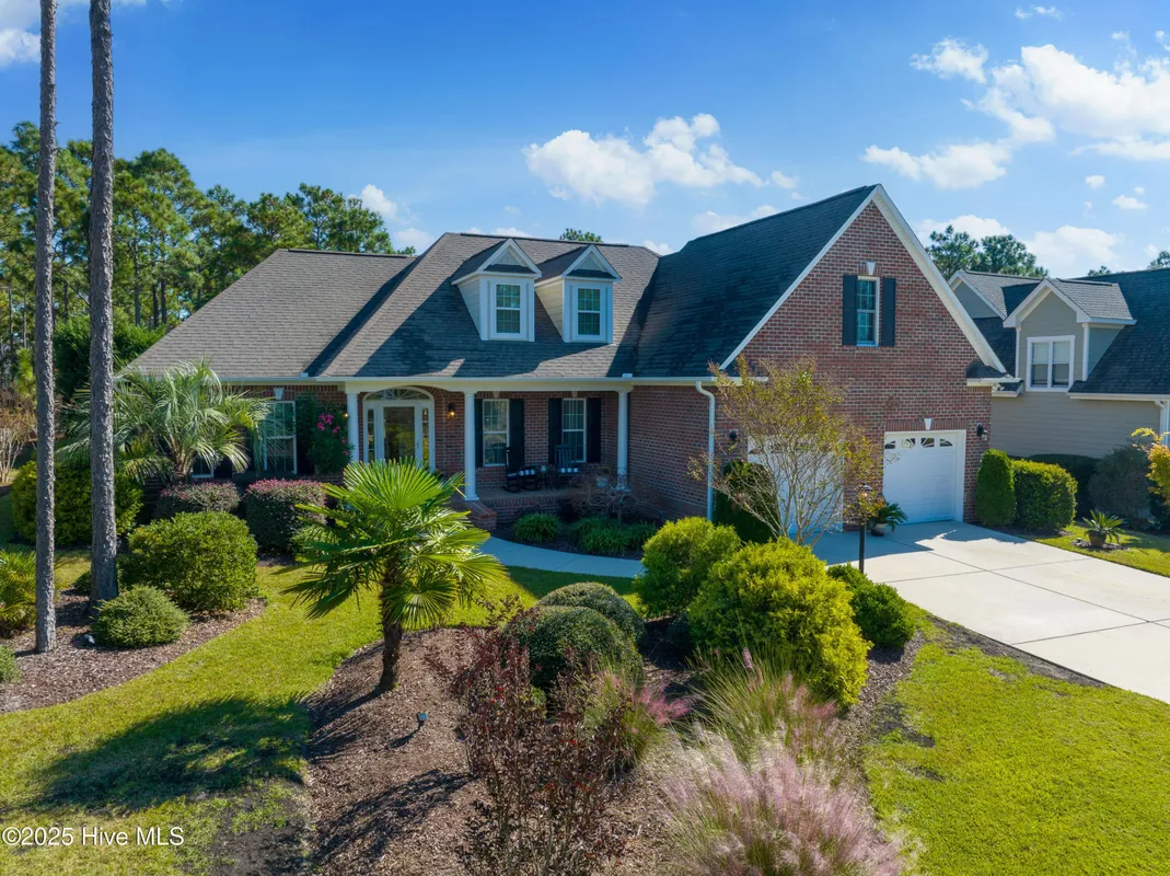 Property Slideshow image 1 of 42 | 2702 shady pine cir, Southport, NC, 28461