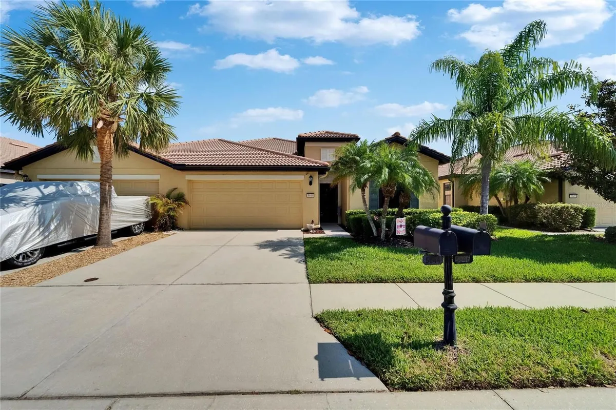 Property Slideshow image 1 of 93 | 5646 sunset falls dr, Apollo Beach, FL, 33572
