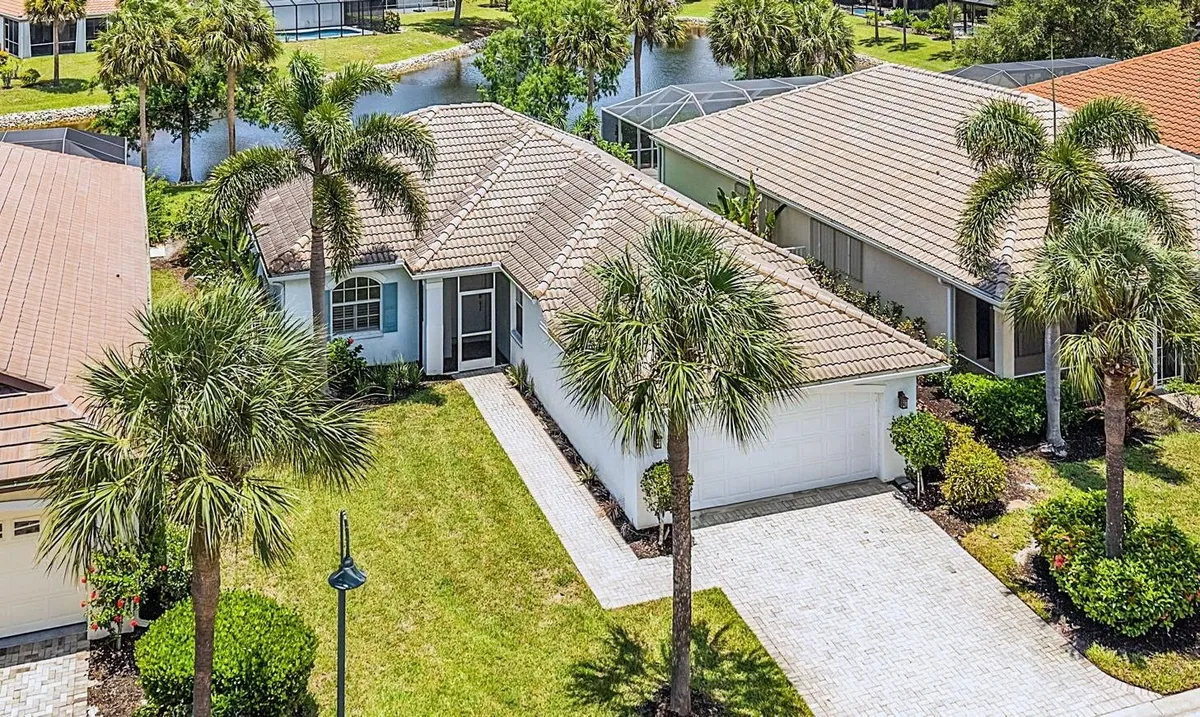 Property Slideshow image 1 of 54 | 17762 courtside landings cir, Punta Gorda, FL, 33955