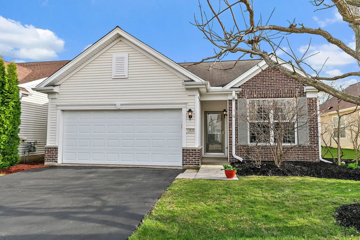 Property Slideshow image 1 of 32 | , Huntley, IL, 60142