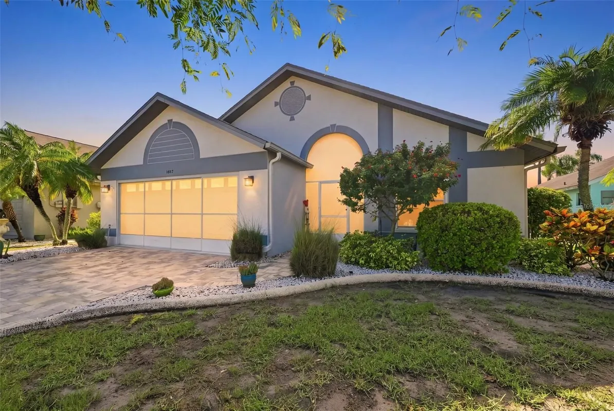 Property Slideshow image 1 of 48 | 1807 e del webb blvd, Sun City Center, FL, 33573