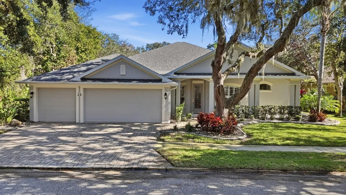 Property Slideshow image 1 of 76 | 24 n park cir, Palm Coast, FL, 32137