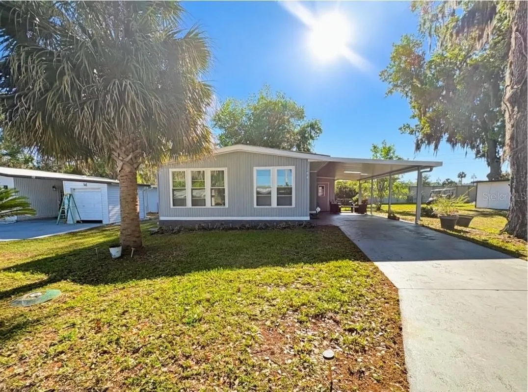 Property Slideshow image 1 of 24 | 108 n timber trl, Wildwood, FL, 34785