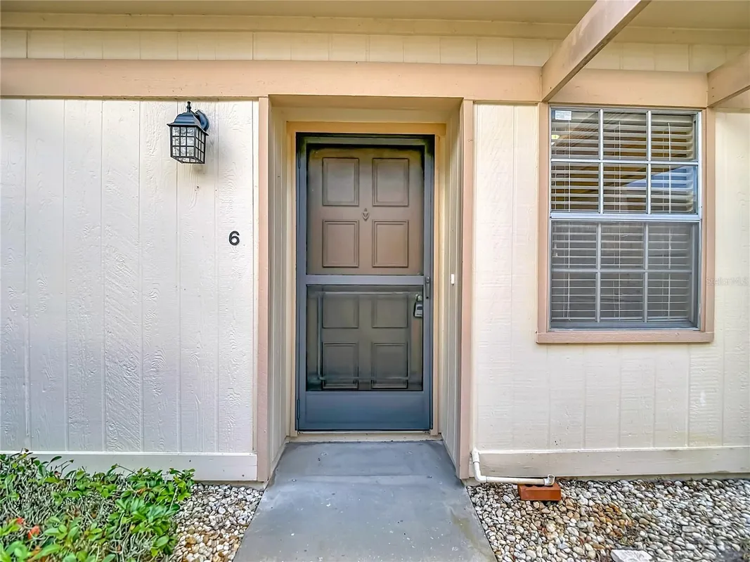 Property Slideshow image 1 of 60 | 11132 pembridge ct 6, Port Richey, FL, 34668
