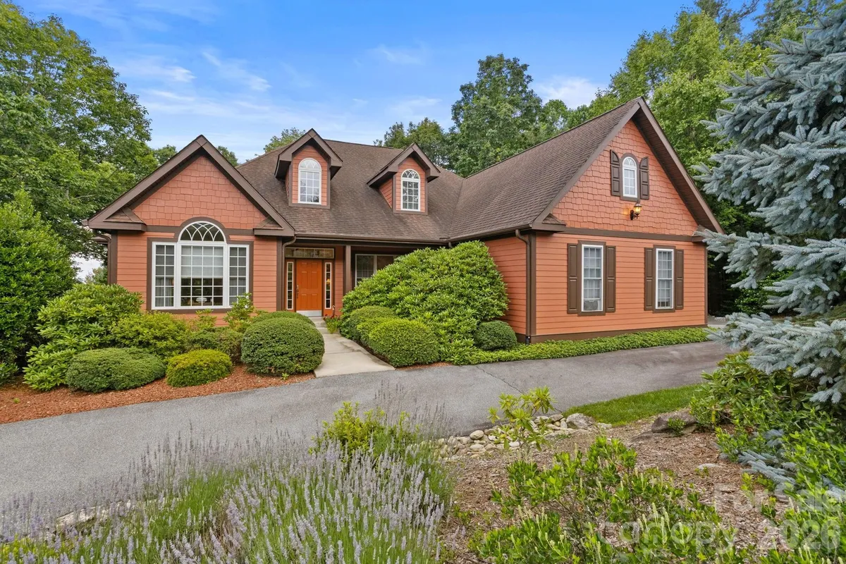 Property Slideshow image 1 of 35 | 100 crestgrove dr, Flat Rock, NC, 28731