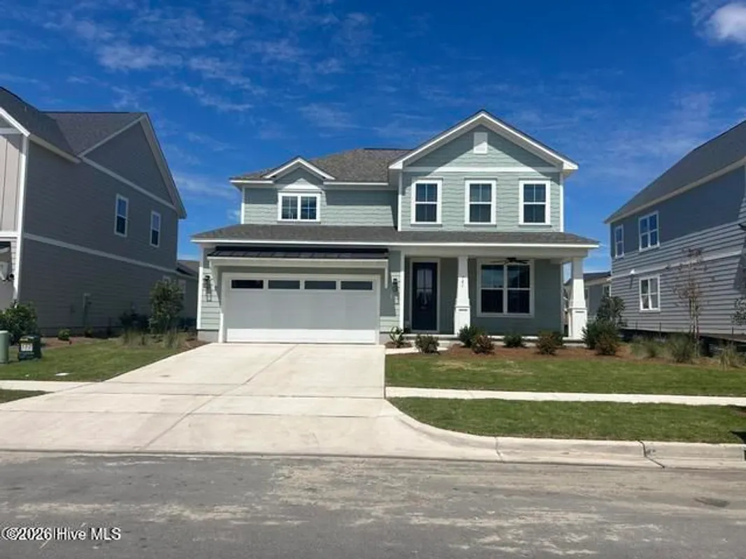 Property Slideshow image 1 of 14 | 5202 moonshell loop, Wilmington, NC, 28412