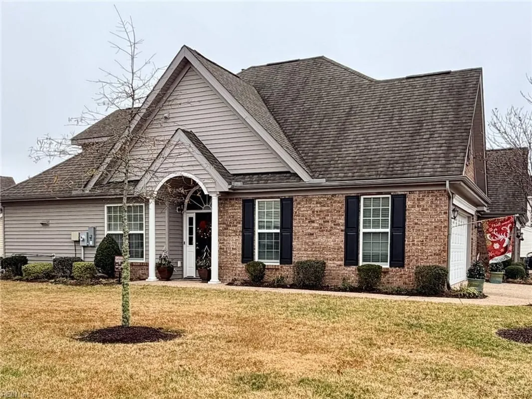 Property Slideshow image 1 of 4 | 551 dunning ln, Chesapeake, VA, 23322
