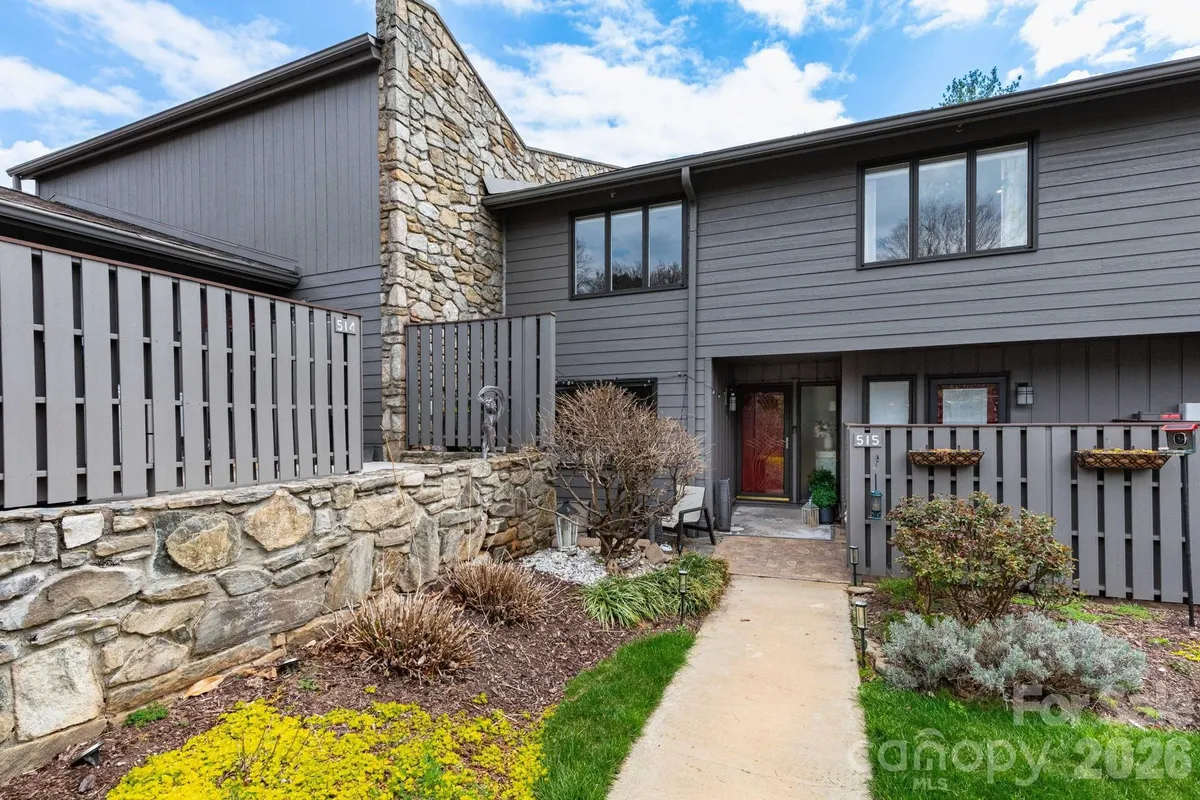Property Slideshow image 1 of 26 | 515 crowfields ln, Asheville, NC, 28803