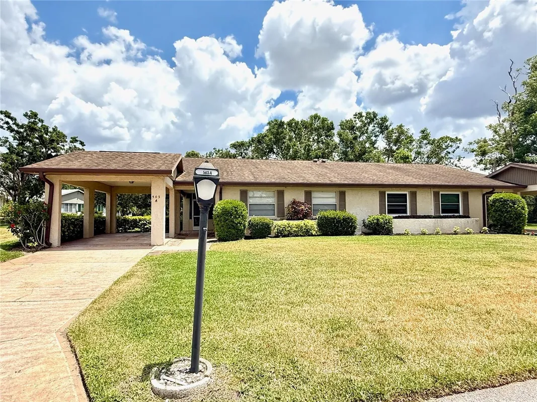 Property Slideshow image 1 of 40 | 503 finsbury cir a, Sun City Center, FL, 33573