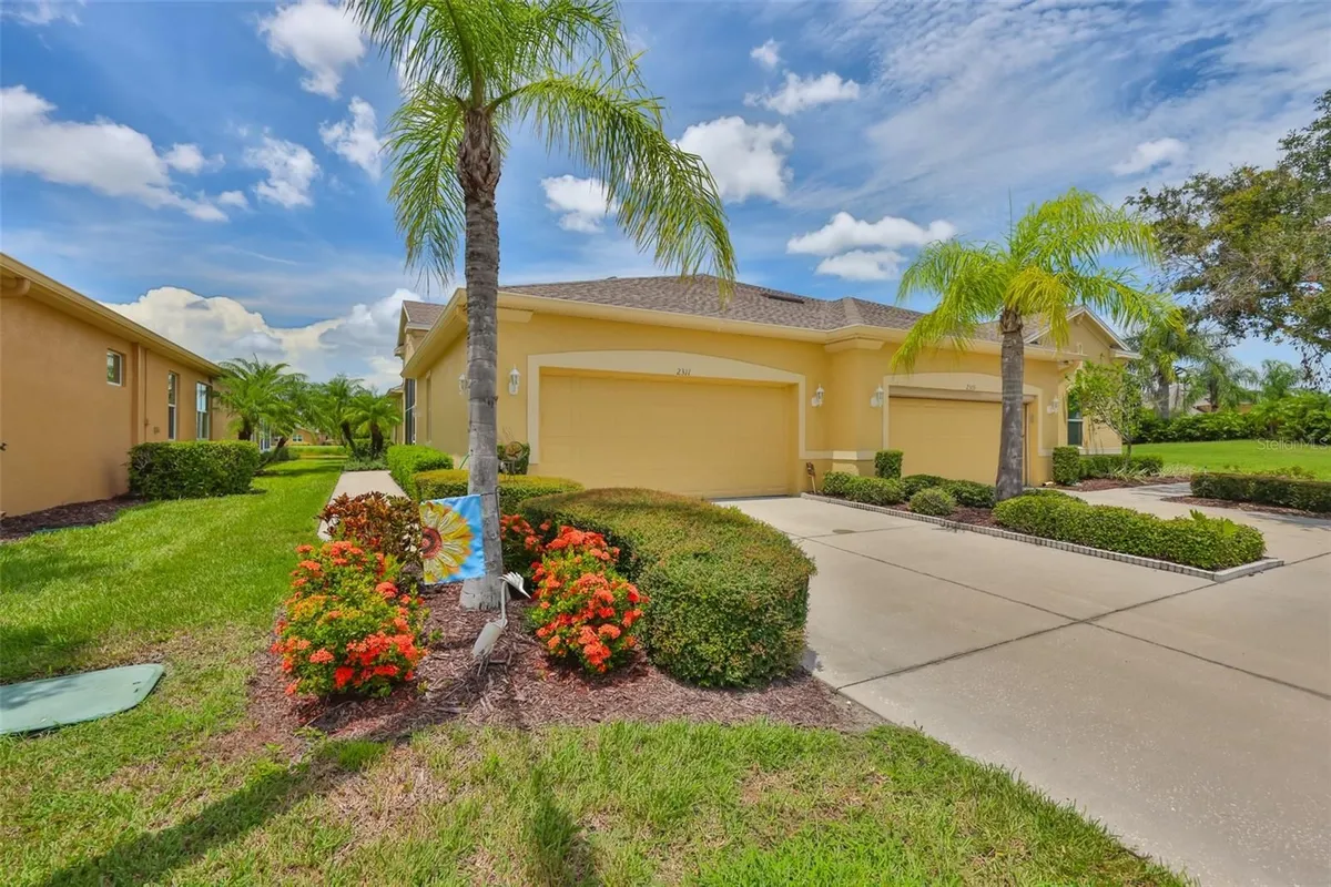 Property Slideshow image 1 of 45 | 2311 nottingham greens dr, Sun City Center, FL, 33573