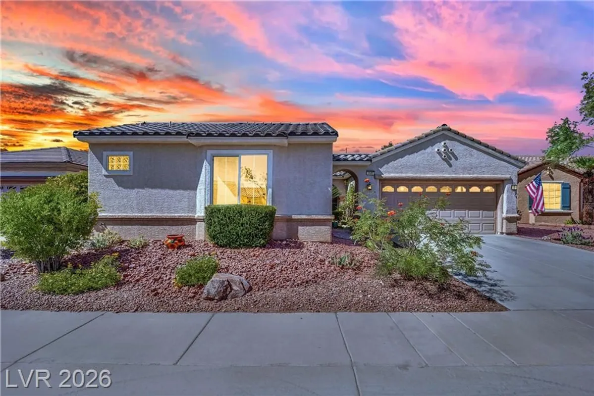 Property Slideshow image 1 of 42 | 2582 grandville ave, Henderson, NV, 89052