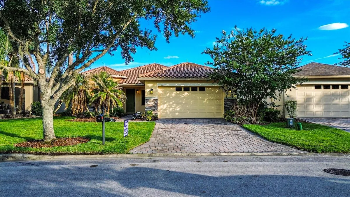 Property Slideshow image 1 of 29 | 223 monterey st, Kissimmee, FL, 34759