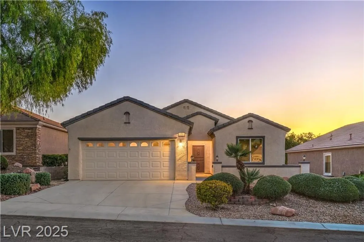 Property Slideshow image 1 of 62 | 2331 meteor shower st, Henderson, NV, 89044