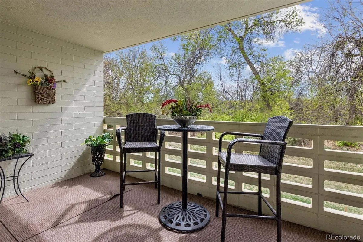 Property Slideshow image 1 of 35 | 675 s alton way 12b, Denver, CO, 80247